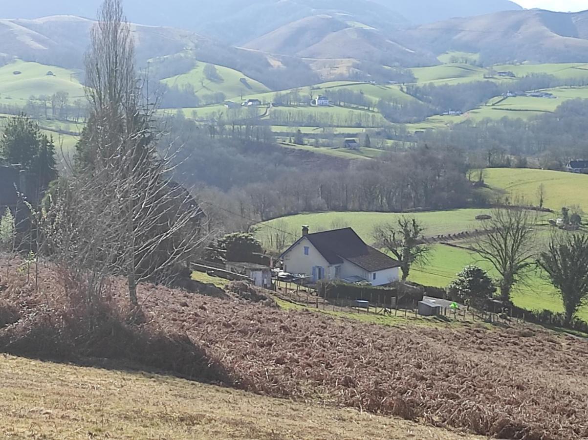 Gite Des 3 Arbres Aramits Exterior foto